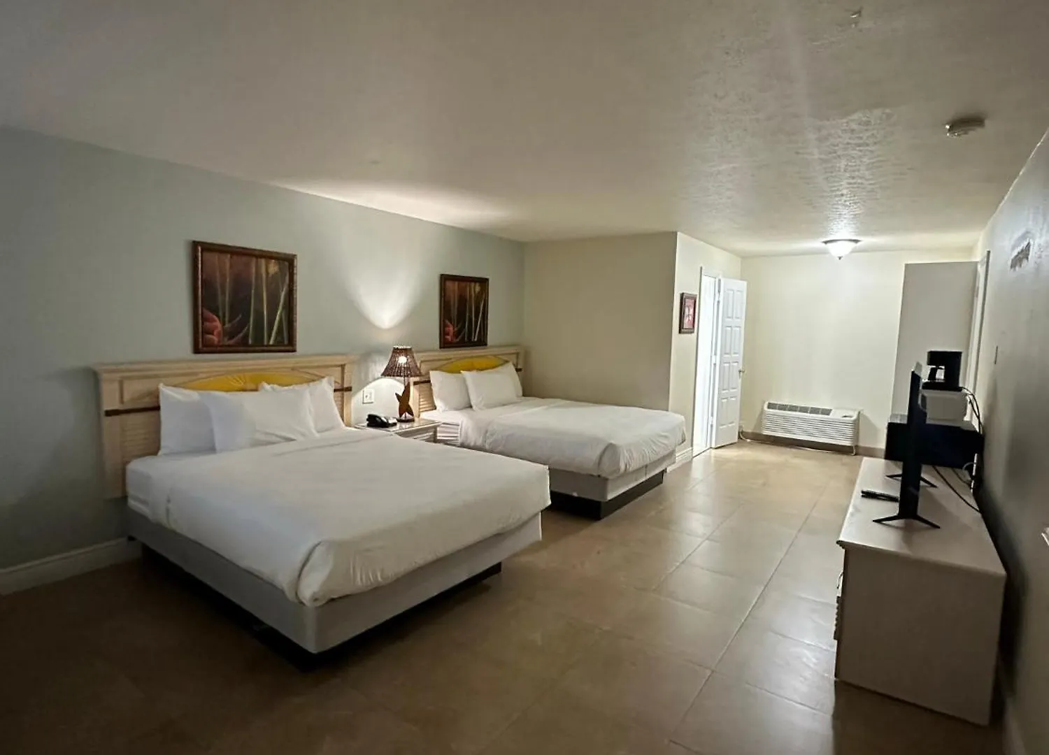 Tahitian Inn Boutique Hotel Tampa